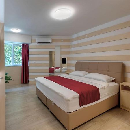 Luxury Studio Yasmine Downtown 모스타르 외부 사진